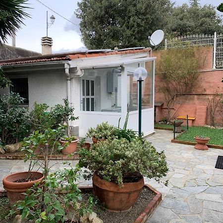 Resort Dependance Di Villa Rosa Maria Savona Dış mekan fotoğraf
